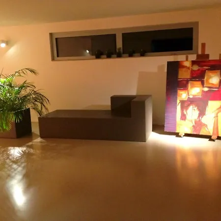 Corbie Hotel Geel